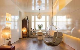Beautiful&fresh garden room near RAI&CENTER